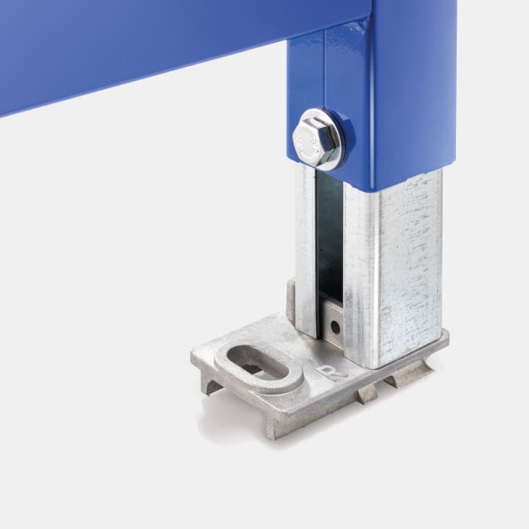 Pllakë dyshemeje me hapësirë të zbrazët Pllakë dyshemeje me hapësirë të zbrazët