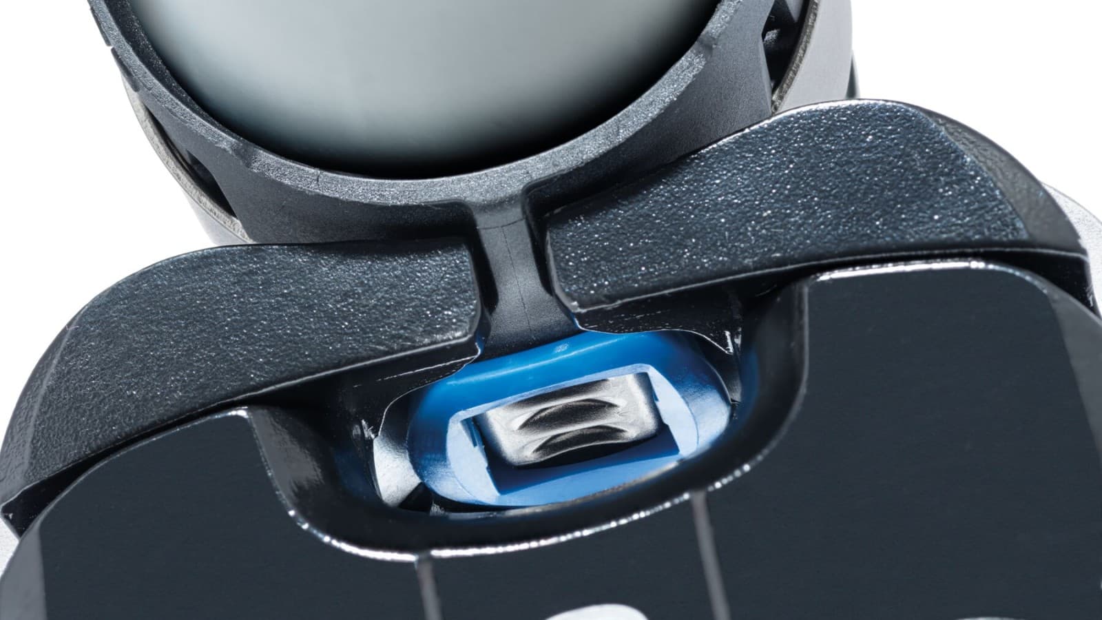 Geberit FlowFit – udhëzimi i saktë i veglës përmes treguesit të presimit Geberit FlowFit – udhëzimi i saktë i veglës përmes treguesit të presimit